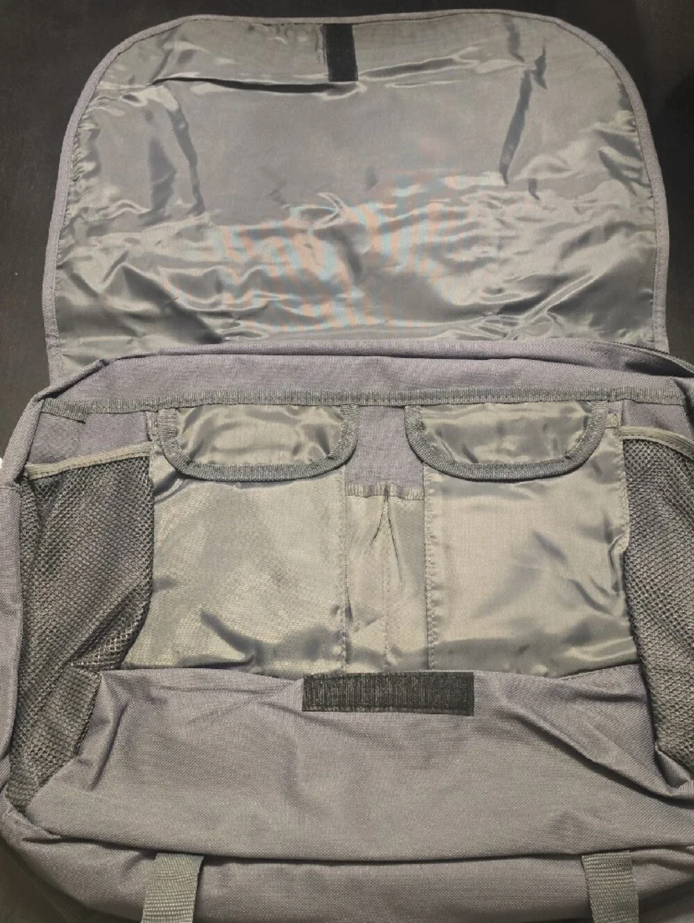 Guess spacious gray